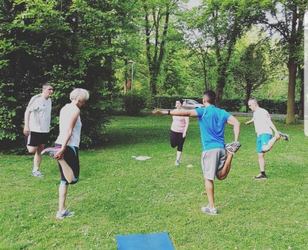 Ventajas del entrenamiento en grupo al aire libre